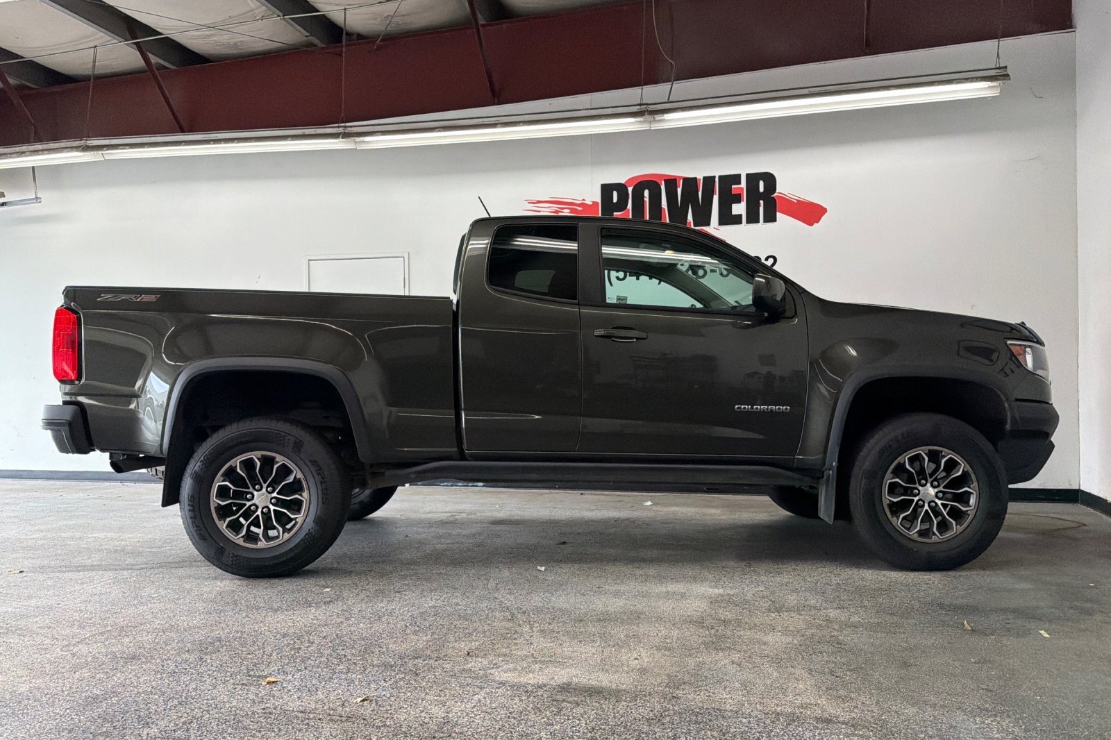 Used 2018 Chevrolet Colorado ZR2 AWD/4WD image 2
