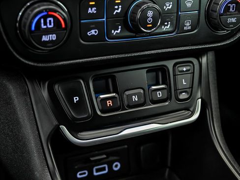 Used 2018 GMC Terrain SLT FWD image 23