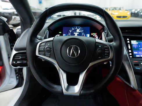 Used 2017 Acura NSX image 27