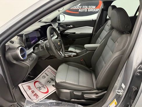 New 2026 Chevrolet Trax LT w/ LT Convenience Package image 9