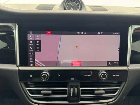 Used 2022 Porsche Macan S image 28