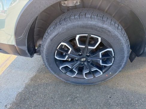 Used 2022 Hyundai Santa Cruz SEL image 11