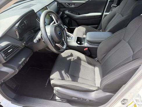 Used 2025 Subaru Legacy Premium AWD/4WD image 18
