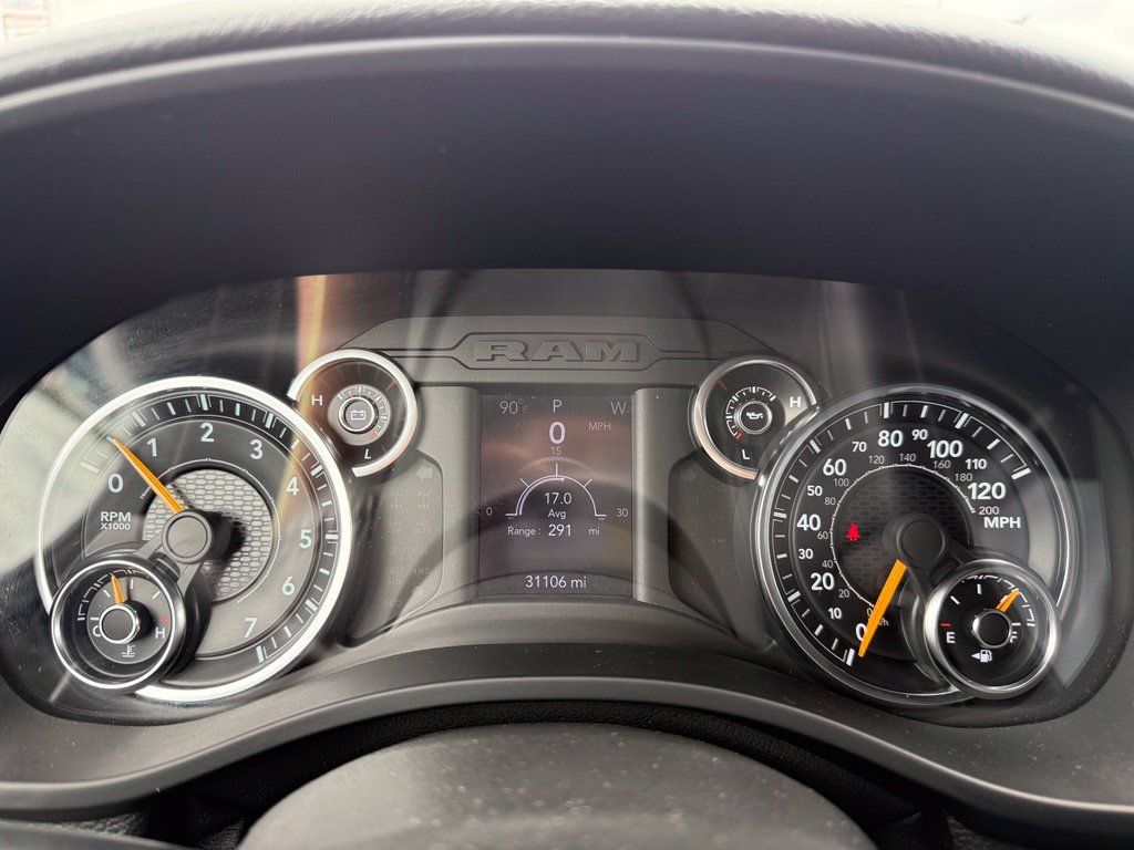 Used 2022 RAM 1500 Big Horn AWD/4WD image 30
