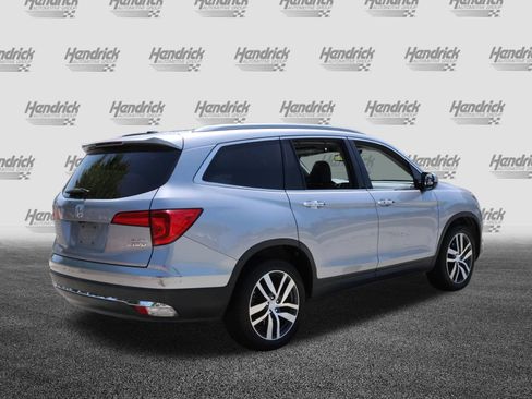Used 2018 Honda Pilot Elite image 9