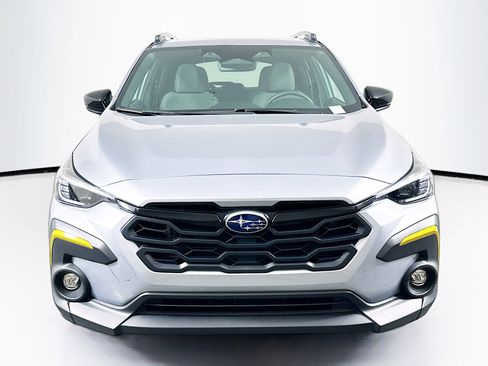 Used 2024 Subaru Crosstrek 2.5i Sport image 2