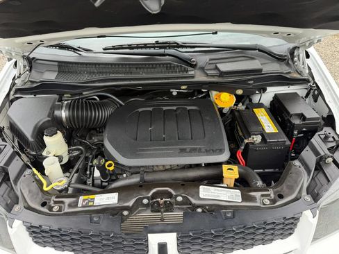 Used 2019 Dodge Grand Caravan GT FWD image 24