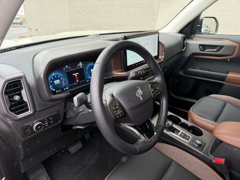 Used 2025 Ford Bronco Sport Outer Banks w/ Outer Banks Tech Package+ image 22