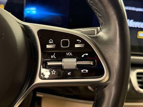 Certified 2022 Mercedes-Benz GLS 450 4MATIC image 23