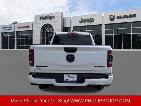 Used 2024 RAM 1500 Laramie AWD/4WD image 4