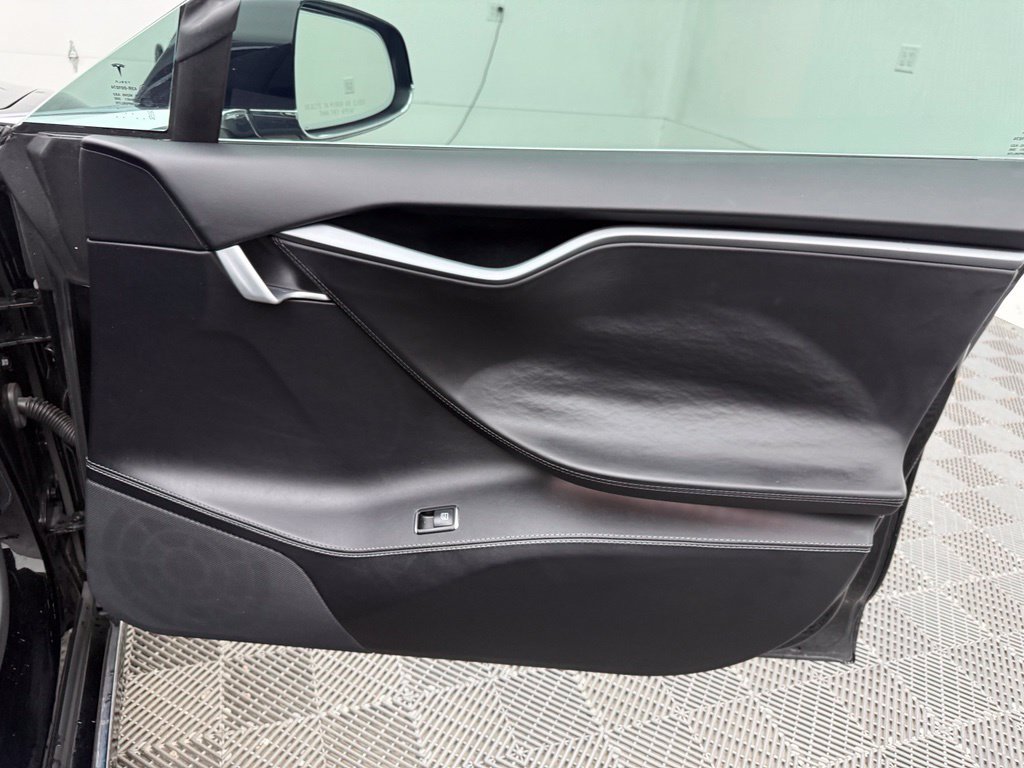 Used 2018 Tesla Model S 75D AWD/4WD image 32