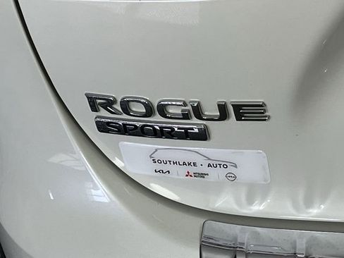 Certified 2022 Nissan Rogue Sport SV w/ Technology Package AWD/4WD image 25