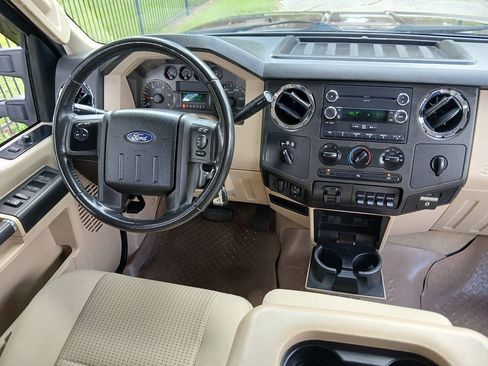 Used 2010 Ford F250 XLT AWD/4WD image 21