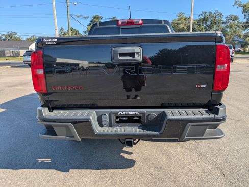 Used 2021 Chevrolet Colorado LT w/ Redline Special Edition image 6