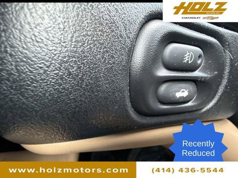 Used 1998 Chevrolet Corvette Convertible w/ Memory Pkg image 16