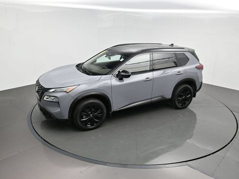 Used 2023 Nissan Rogue SV w/ SV Premium B Package AWD/4WD image 39
