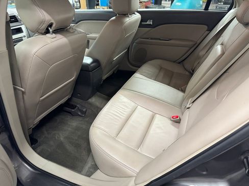 Used 2012 Ford Fusion SEL image 15