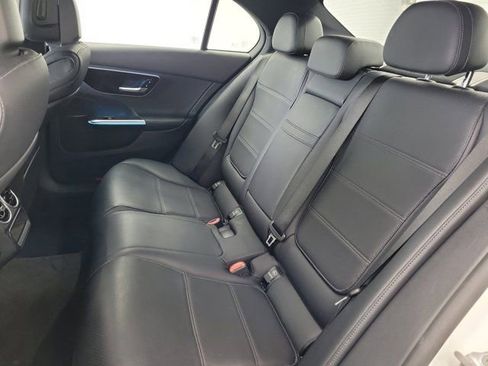 Used 2023 Mercedes-Benz C 300 Sedan image 11