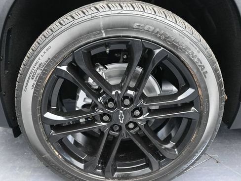 New 2026 Chevrolet Traverse LT w/ LPO, Floor Liner Package FWD image 17