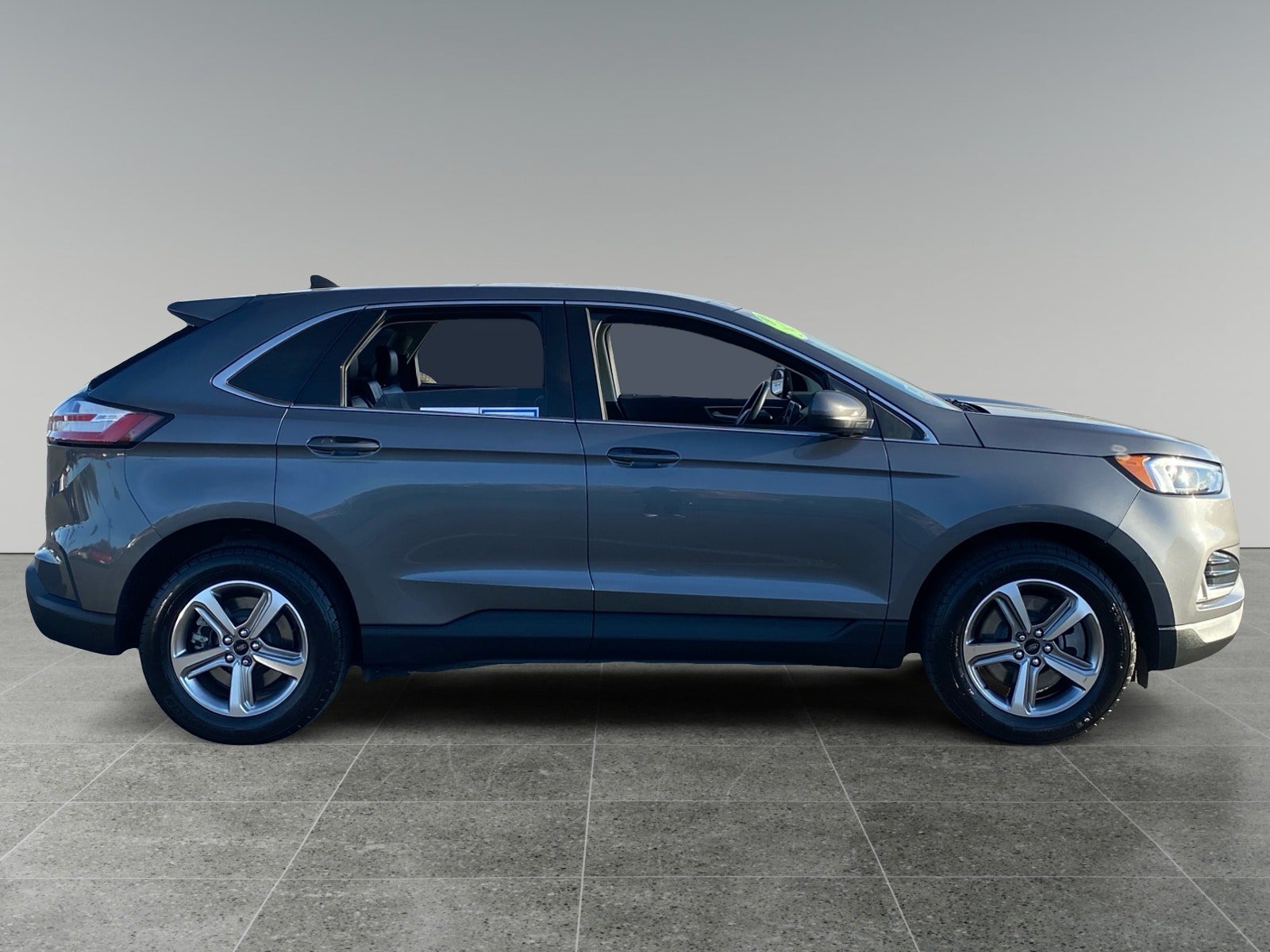 Used 2024 Ford Edge SEL w/ Convenience Package AWD/4WD image 6