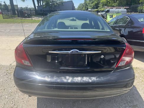 Used 2003 Ford Taurus SE FWD image 5