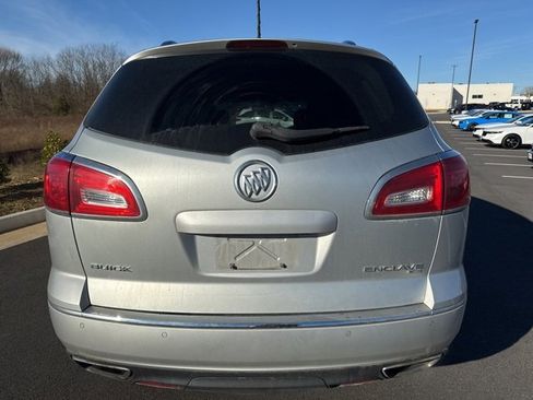 Used 2015 Buick Enclave Premium image 2