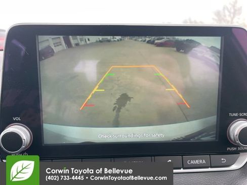 Used 2025 Nissan Sentra SV FWD image 13