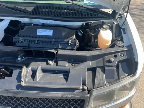 Used 2024 Chevrolet Express 2500 w/ Driver Convenience Package image 37