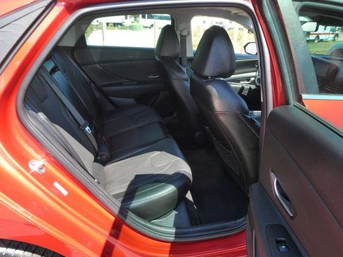 Used 2021 Hyundai Elantra Limited w/ Cargo Package FWD image 30
