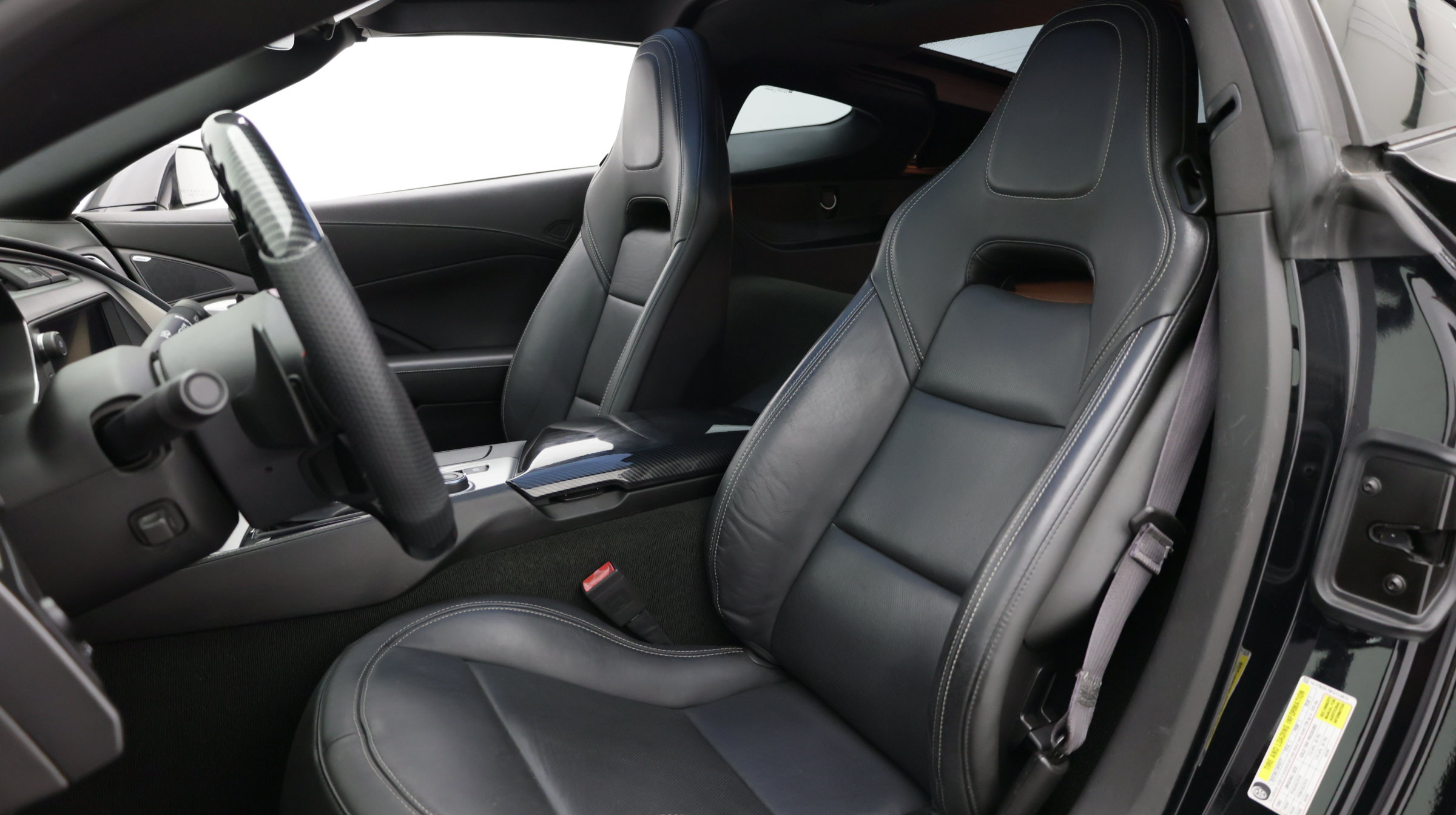 Used 2015 Chevrolet Corvette Stingray Coupe w/ Battery Protection Package RWD image 25