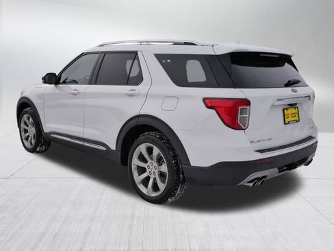 Used 2020 Ford Explorer Platinum w/ Premium Technology Package image 5