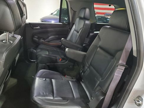 Used 2017 GMC Yukon SLT w/ Open Road Package image 28