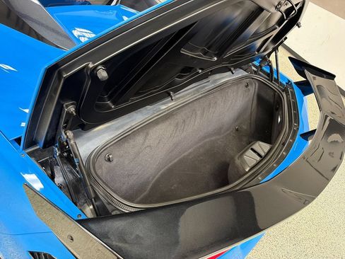 Used 2023 Chevrolet Corvette Stingray Premium Conv w/ Z51 Performance Package RWD image 44