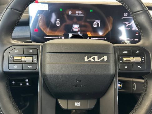 Used 2027 Kia Telluride LX FWD image 27