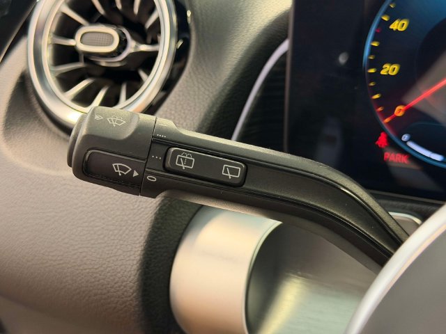 Certified 2023 Mercedes-Benz GLB 250 4MATIC image 24