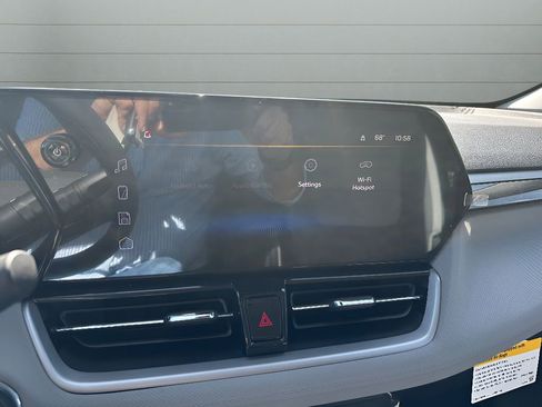 New 2026 Chevrolet TrailBlazer LT FWD image 25
