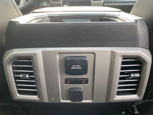Used 2016 Ford F150 Lariat w/ Equipment Group 502A Luxury AWD/4WD image 22
