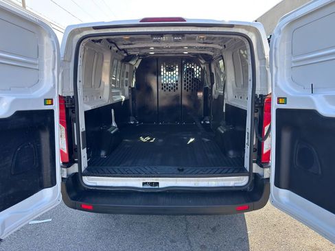 Used 2025 Ford Transit 250 Low Roof w/ Exterior Upgrade Package RWD image 34