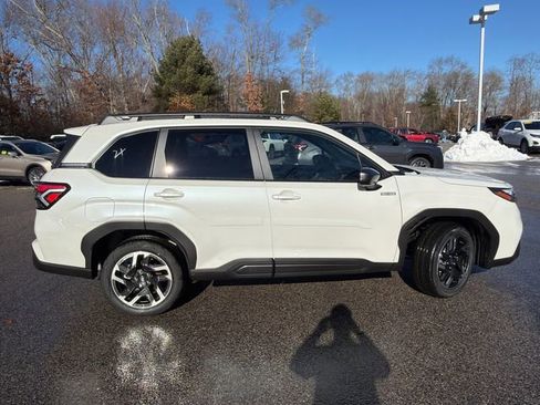 New 2025 Subaru Forester Premium image 12