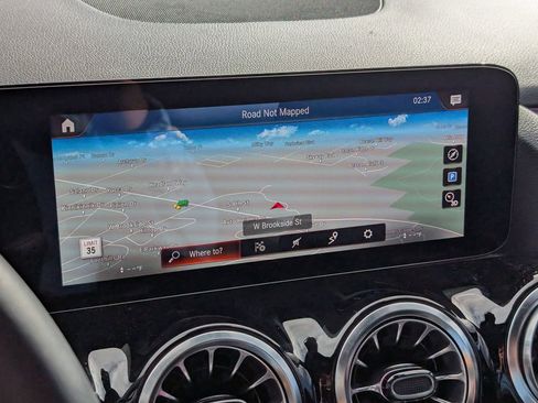 Used 2022 Mercedes-Benz GLA 250 GLA 250 image 16