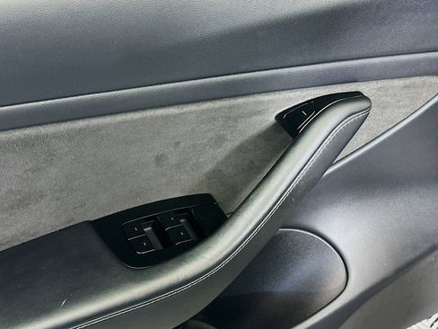 Used 2020 Tesla Model 3 Long Range image 15