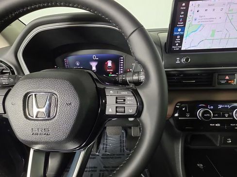 New 2026 Honda Pilot Touring image 40