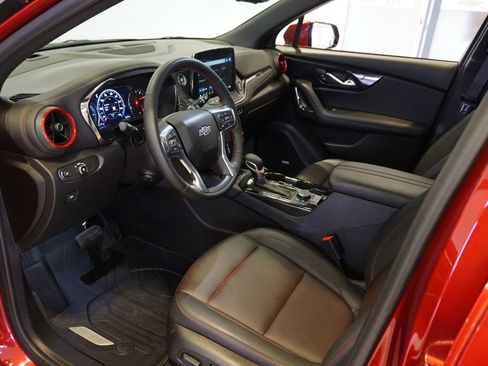 Certified 2024 Chevrolet Blazer RS w/ Driver Confidence II Package image 9