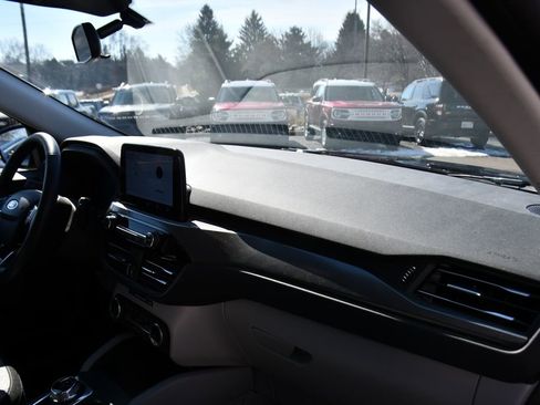 Used 2023 Ford Escape Active image 15