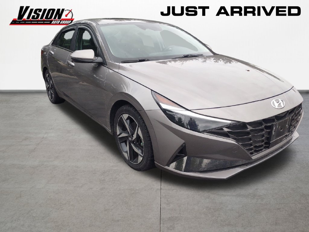 Used 2023 Hyundai Elantra Limited w/ Cargo Package FWD image 7