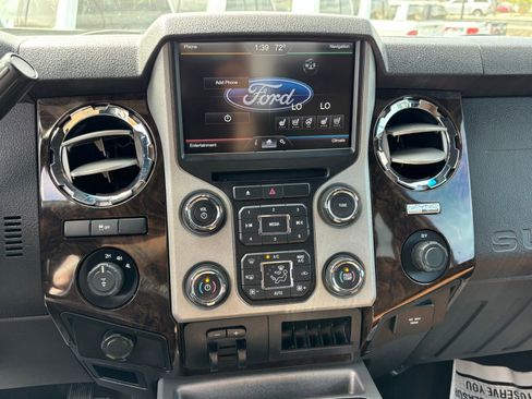 Used 2013 Ford F250 Platinum image 18