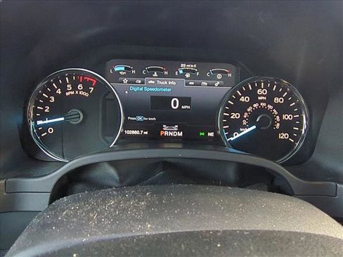 Used 2018 Ford F150 Platinum w/ Equipment Group 701A Luxury image 10