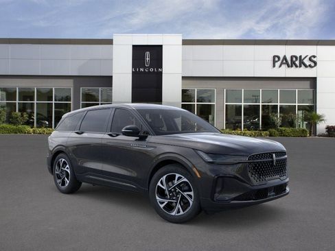 New 2026 Lincoln Nautilus Premier w/ Equipment Group 102A AWD/4WD image 7
