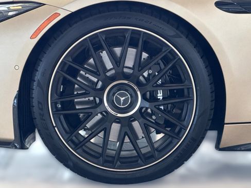 New 2025 Mercedes-Benz SL 63 AMG 4MATIC image 9