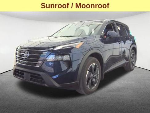 Used 2024 Nissan Rogue SV w/ SV Premium Package AWD/4WD image 4